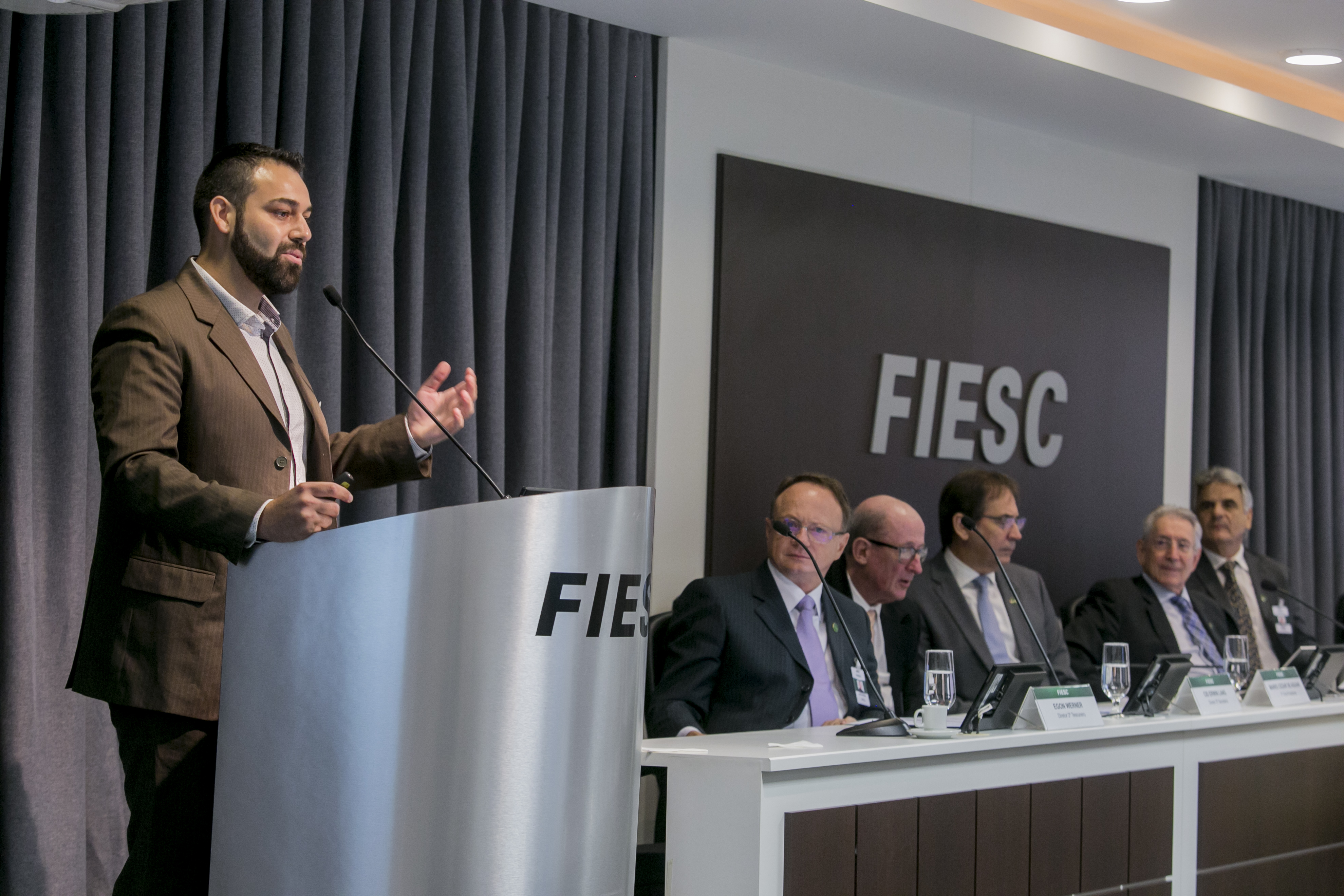 Imagem 3555 no node 5660