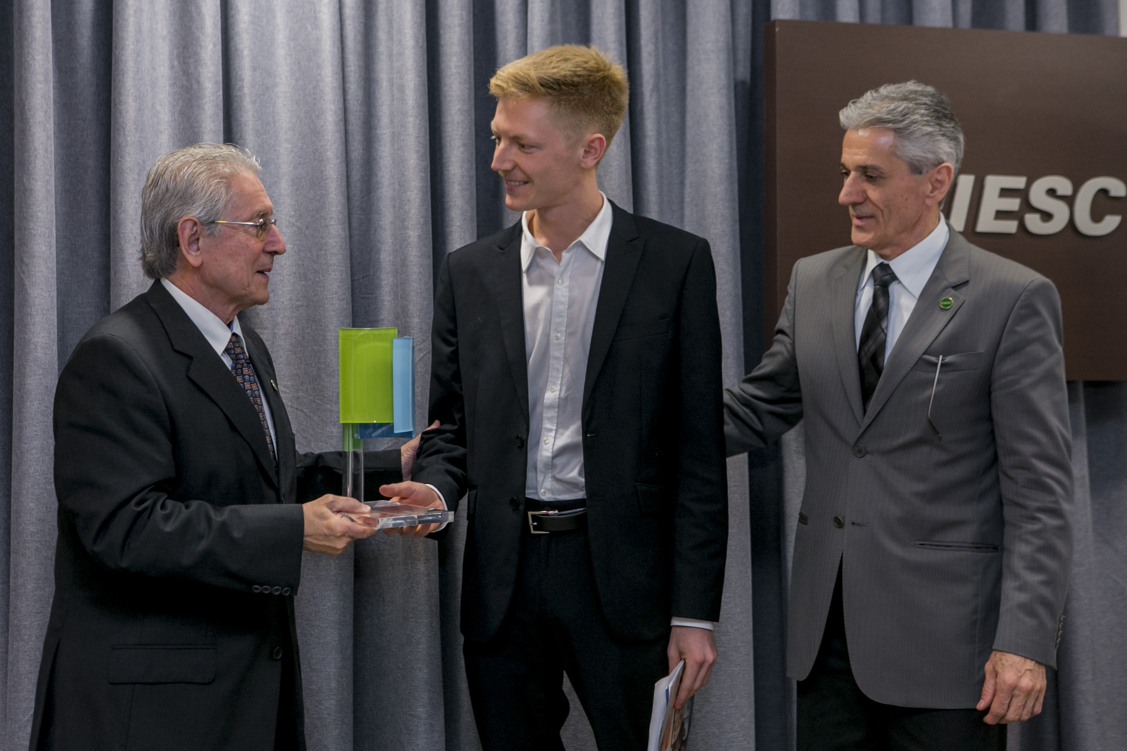 Imagem 2977 no node 5064