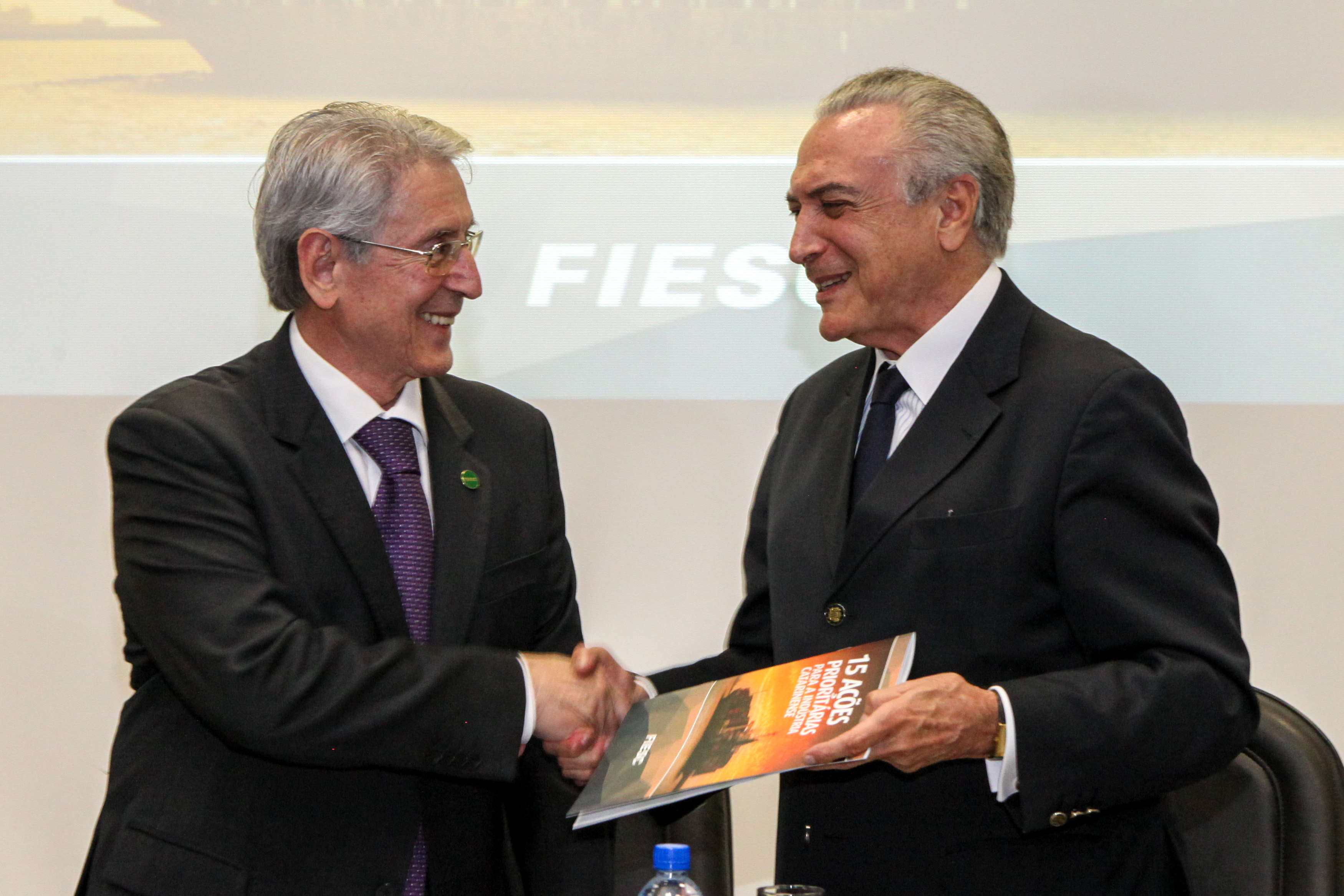 Imagem 2204 no node 4196