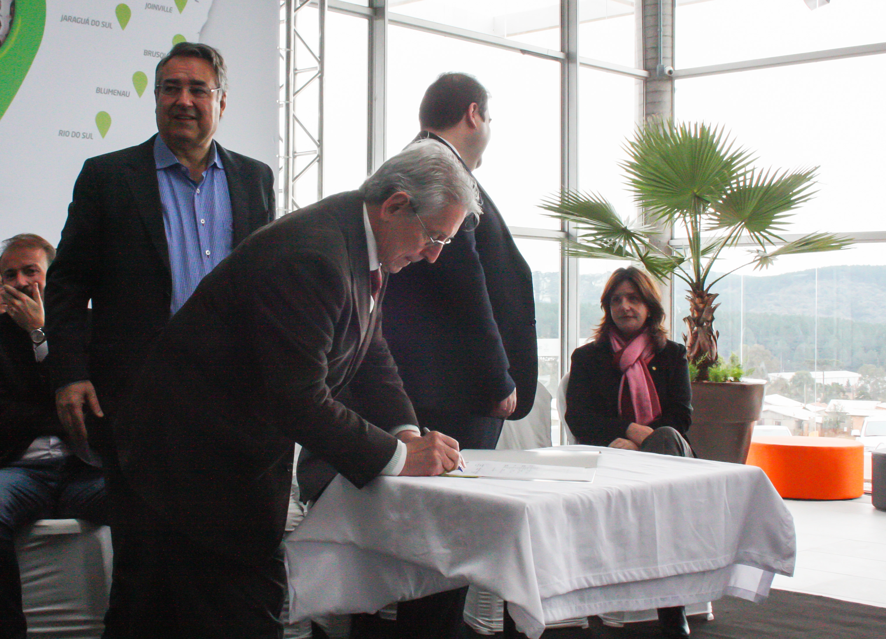 Imagem 2758 no node 4809