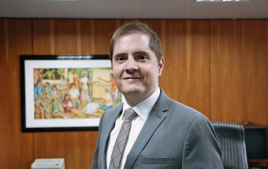 A implosão da burocracia