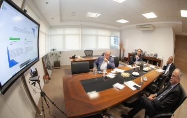 Necessidade de uma política industrial para o País foi um dos temas debatidos (foto: Filipe Scotti)