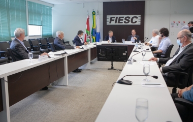 COFEM debate modernização do Tribunal Tributário e fim do voto de desempate nos litígios da área