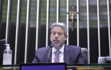 Arthur Lira ministra palestra na FIESC 