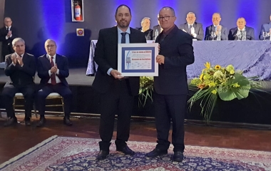 Vice-presidente da FIESC é homenageado pela Câmara de Vereadores de Tubarão
