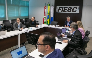 FIESC e Celesc realizam pesquisa sobre demanda de energia elétrica na indústria