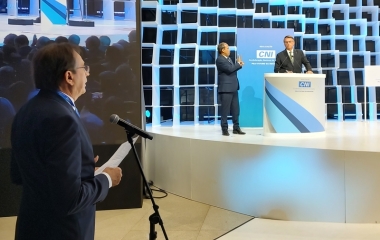 Em debate com pré-candidatos, indústria apresenta propostas para o desenvolvimento do país
