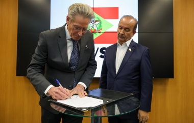 Otmar Müller toma posse na presidência da SCGÁS