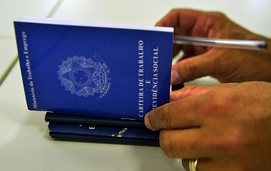 Desemprego nacional recua para 8% no segundo trimestre