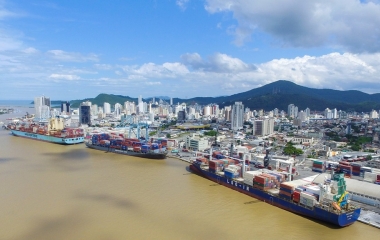 Antaq publica novo edital para concessão provisória do Porto de Itajaí