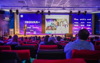 Inovar SC debate inovação e inteligência artificial aplicadas aos negócios 