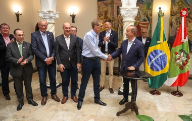Programas habilitam R$ 926 milhões em investimentos e 9,4 mil novos empregos em SC