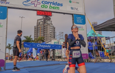 Etapa de Florianópolis do Corridas do Bem, do SESI/SC, reúne mais de 1,1 mil pessoas