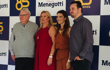Grupo Menegotti celebra 85 anos com evento para colaboradores