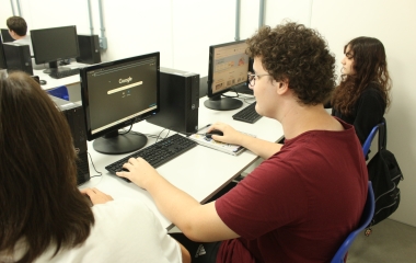 Alto Vale terá mais de 400 vagas em cursos técnicos gratuitos