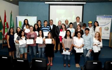 Jovens de Joinville concluíram primeira etapa do programa Novos Caminhos. Foto: Peninha Machado