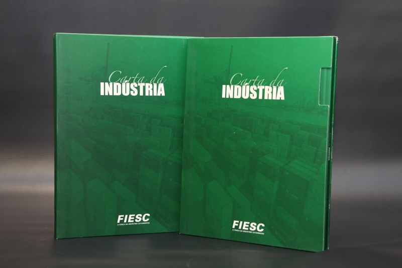 Edição 2014 do documento, que traz o posicionamento do setor industrial