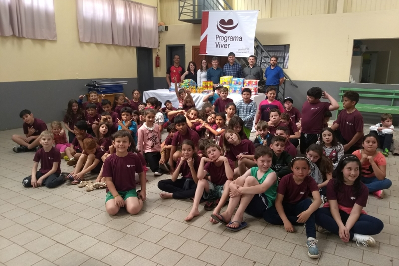 Entrega realizada em Chapecó. Foto: Divulgação SESI