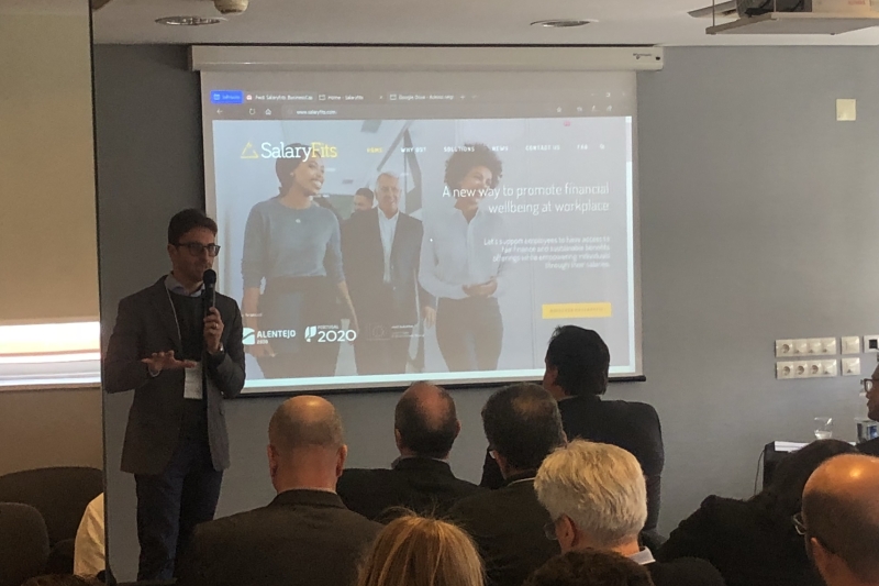 Grupo durante seminário de oportunidades de parcerias entre empresas brasileiras e portuguesas