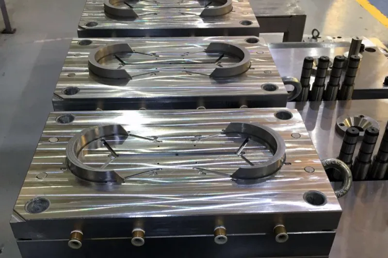 Processo começa com a confecção dos moldes para injeção termoplástica