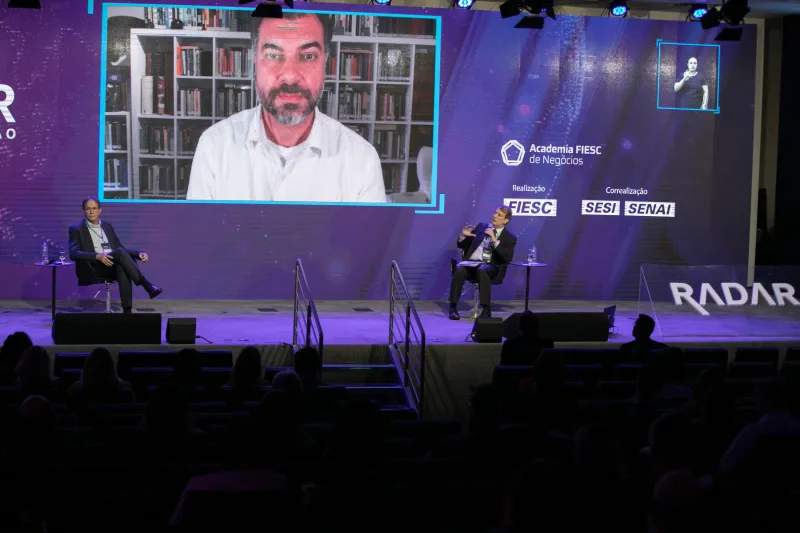 Industrialização impulsiona economia e assegura melhor distribuição de renda