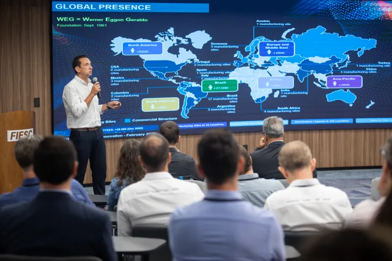 Rodrigo Fumo, diretor global de engenharia e inovação tecnológica da WEG, abordou, no primeiro dia, as tendências para o setor. Foto: Marcos Campos