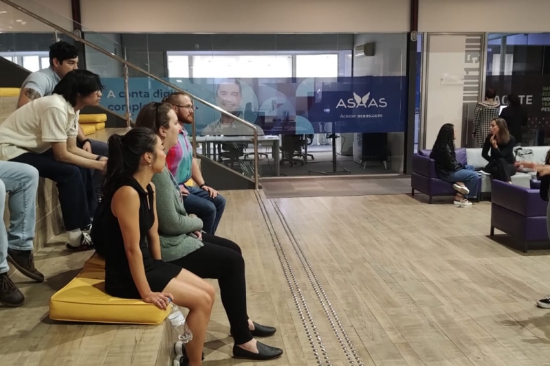 Na ACATE, estudantes conhecem mais sobre o ecossistema de tecnologia em SC. Foto: Valerio Piana