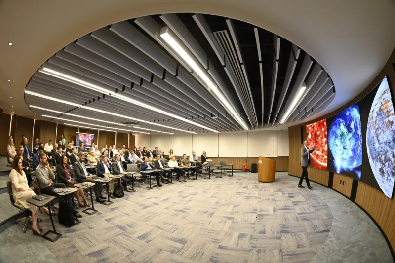Turma congrega 90 alunos, de 64 empresas (foto: Fabrício de Almeida e Silva) 