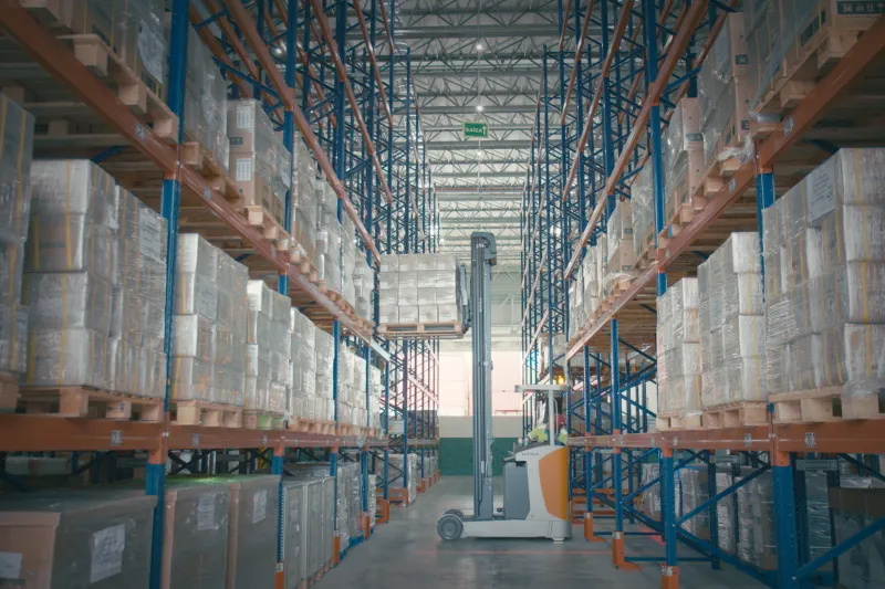 Armazém de 8 mil m² foi inaugurado no dia 25/4. (Foto: Divulgação)