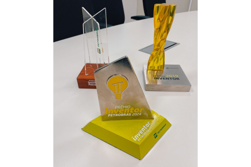 Troféus conquistados pelos Institutos SENAI de Inovação de Joinville (fotos: divulgação)