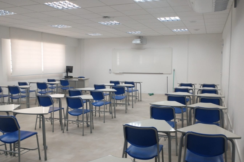 Unidade conta com estrutura completa de salas, móveis e equipamentos (Divulgação)