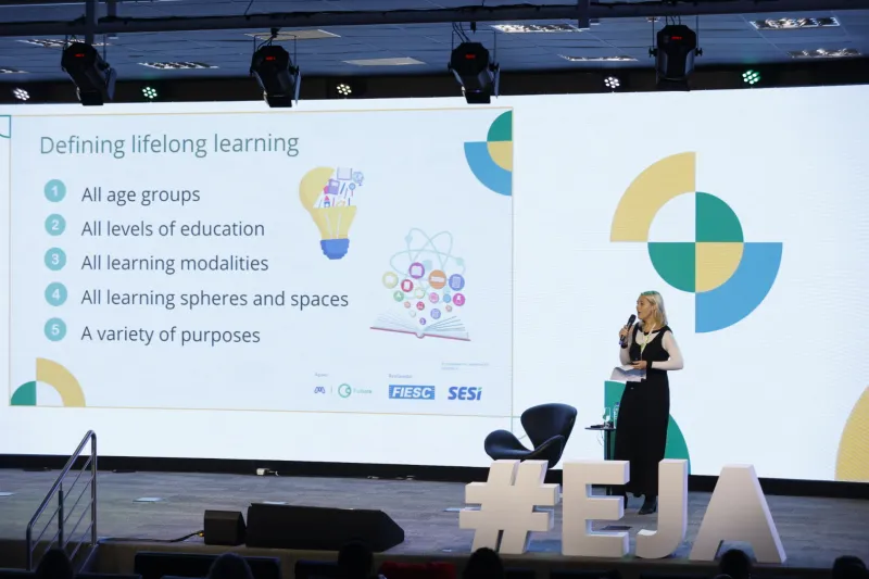 Especialistas defendem reconhecimento de saberes informais na educação de adultos