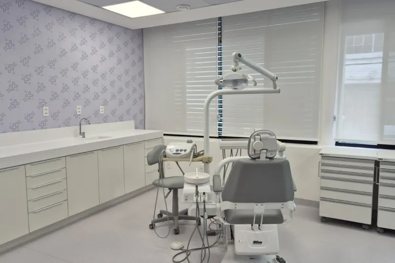 São nove consultórios para atendimentos médicos e odontológicos