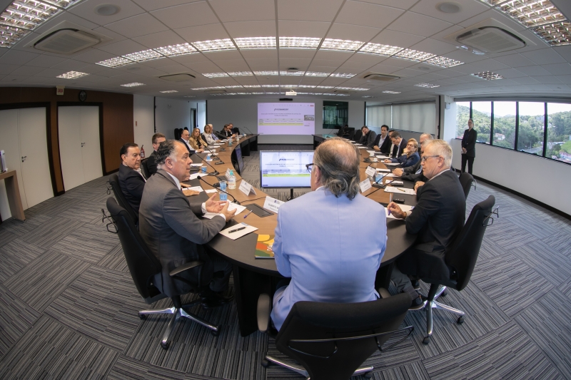 Reunião do COFEM foi realizada nesta segunda, dia 15, em Florianópolis (foto: Filipe Scotti)