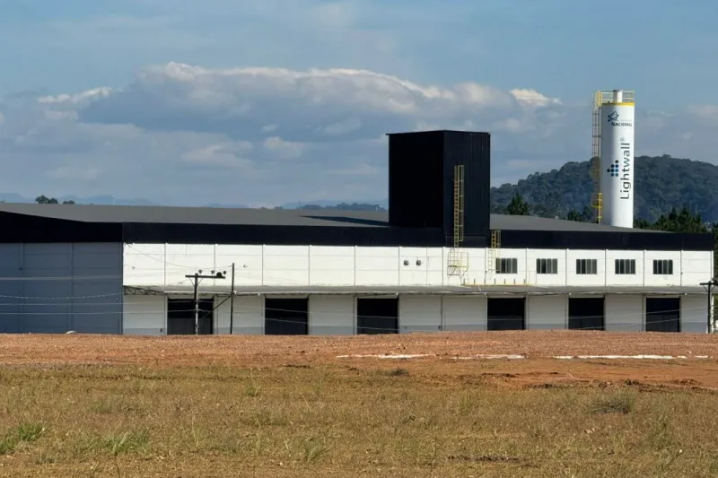 Lightwall inaugura fábrica de pré-moldados em Brusque