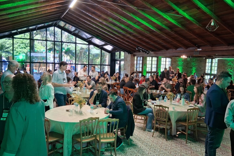 Chapecó recebe último seminário do SENAI sobre eficiência operacional