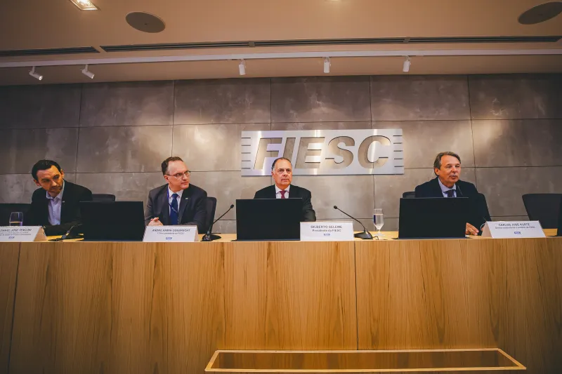 Encontro foi realizado na FIESC, em Florianópolis (foto: Júnior Somensi)