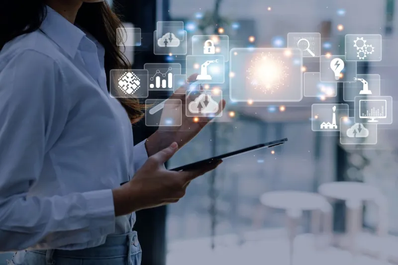 Com a digitalização, gestores conseguem visualizar dados instantâneos sobre vida útil dos aterros. Foto: Canva