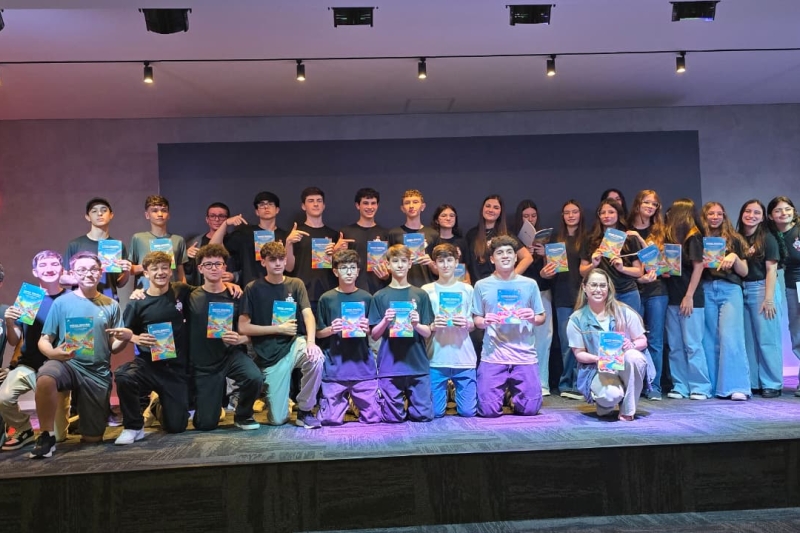 Estudantes das Escolas SESI produzem 41 livros em projeto de escrita autoral