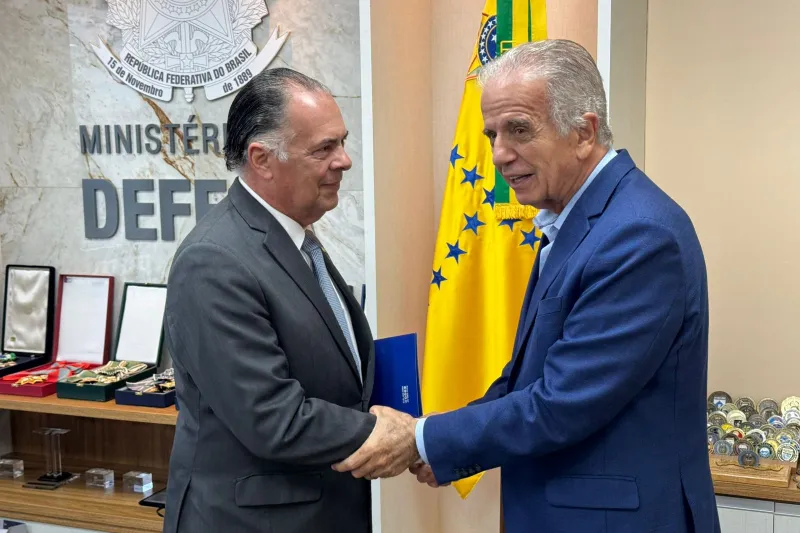 Ministro da Defesa confirma participação na SC Expo Defense em encontro com presidente da FIESC