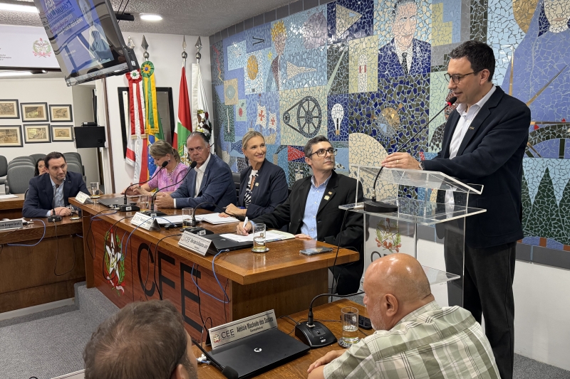 Encontro foi realizado nesta terça, dia 31, na sede do Conselho, em Florianópolis