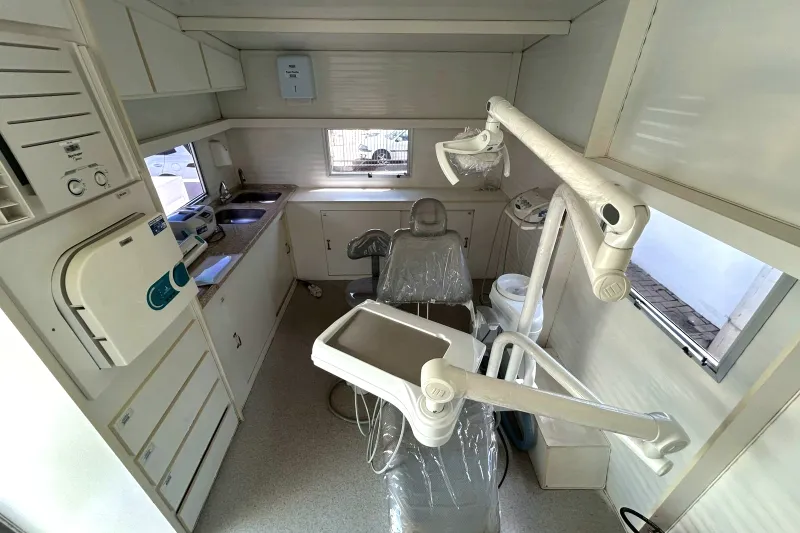 As unidades móveis de Odontologia do SESI +Saúde atendem empresas e comunidade no Alto Vale. (Foto: Marcela Nardi Trevor)