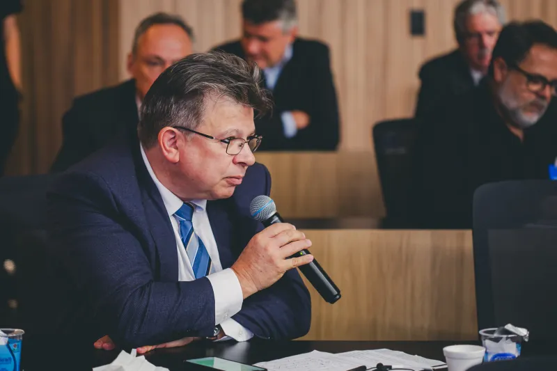 José Eduardo Fiates, diretor de Inovação da FIESC, mediará sessão do painel “IA: O Motor da Nova Economia”. Foto: Diretor de Inovação e Competitividade da FIESC  Crédito da imagem: Filipe Scotti
