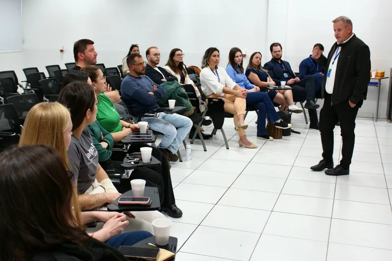 Encontros realizados pelo SESI em Rio do Sul e Ibirama detalham os benefícios da ginástica laboral. (Foto: Debora Claudio)