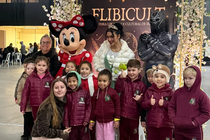 A Feira Literária e Cultural de Ibirama teve programação diversificada nos dias 08 e 09 de julho.  (FOTO: Prefeitura Ibirama)