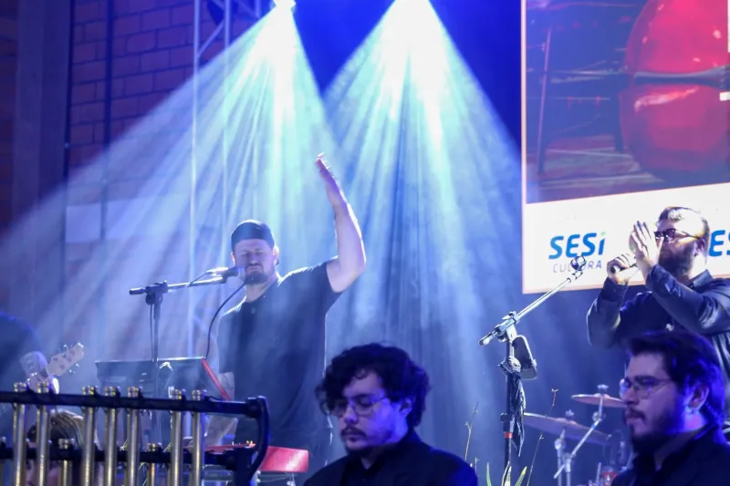  Integrante da banda Flow Drive, que integrou concerto em Canoinhas