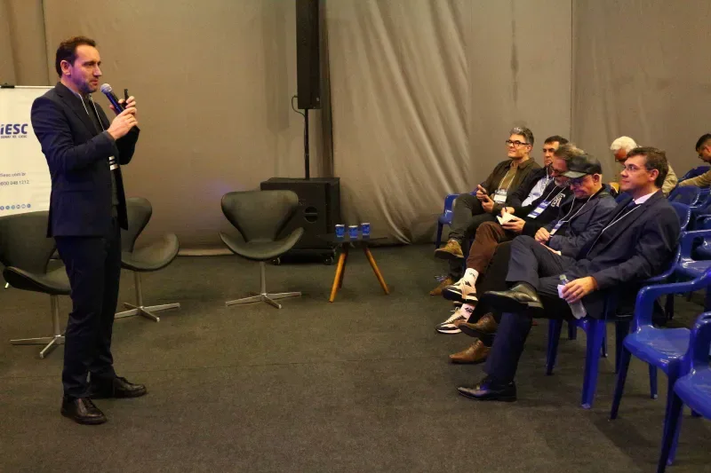 Intensa programação marcou a presença da FIESC durante a FERSUL 2026. (Fotos: Debora Claudio)