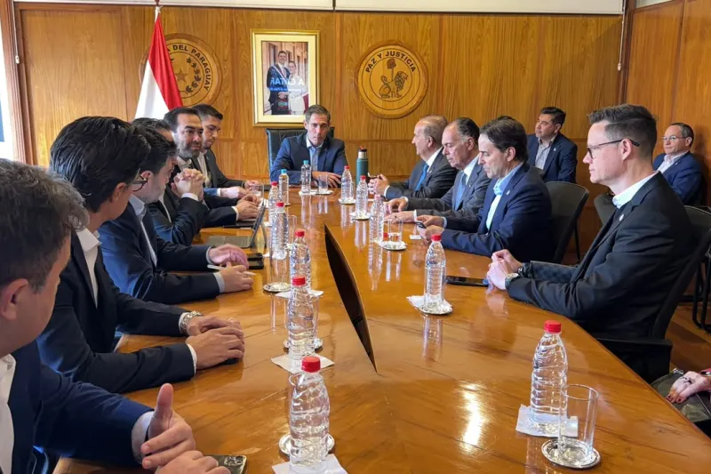 Missão ao Paraguai avança em parcerias para logística no comércio exterior