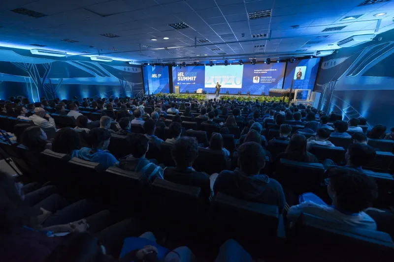 IEL Summit reúne talentos, empresas e lideranças para discutir o futuro do trabalho