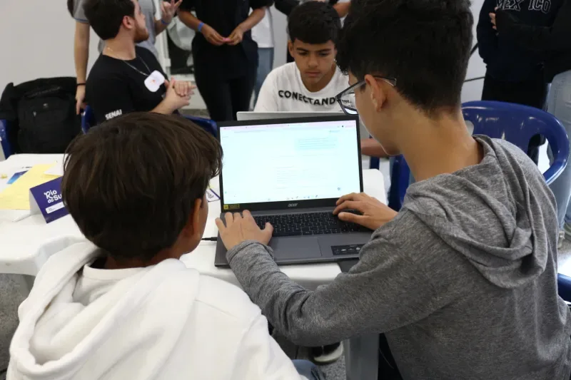 A experiência mostrou aos estudantes que eles podem desenvolver soluções para desafios reais ainda durante a educação básica. (Fotos: Debora Claudio)